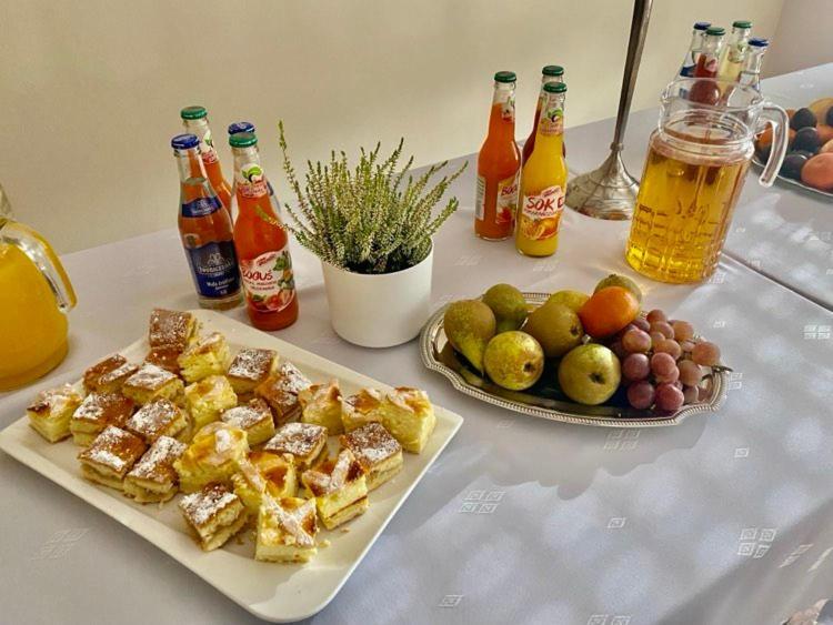 Hotel Kos Kosobudz Ngoại thất bức ảnh